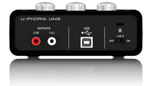 کارت صدای استودیو بهرینگر Behringer مدل UM2